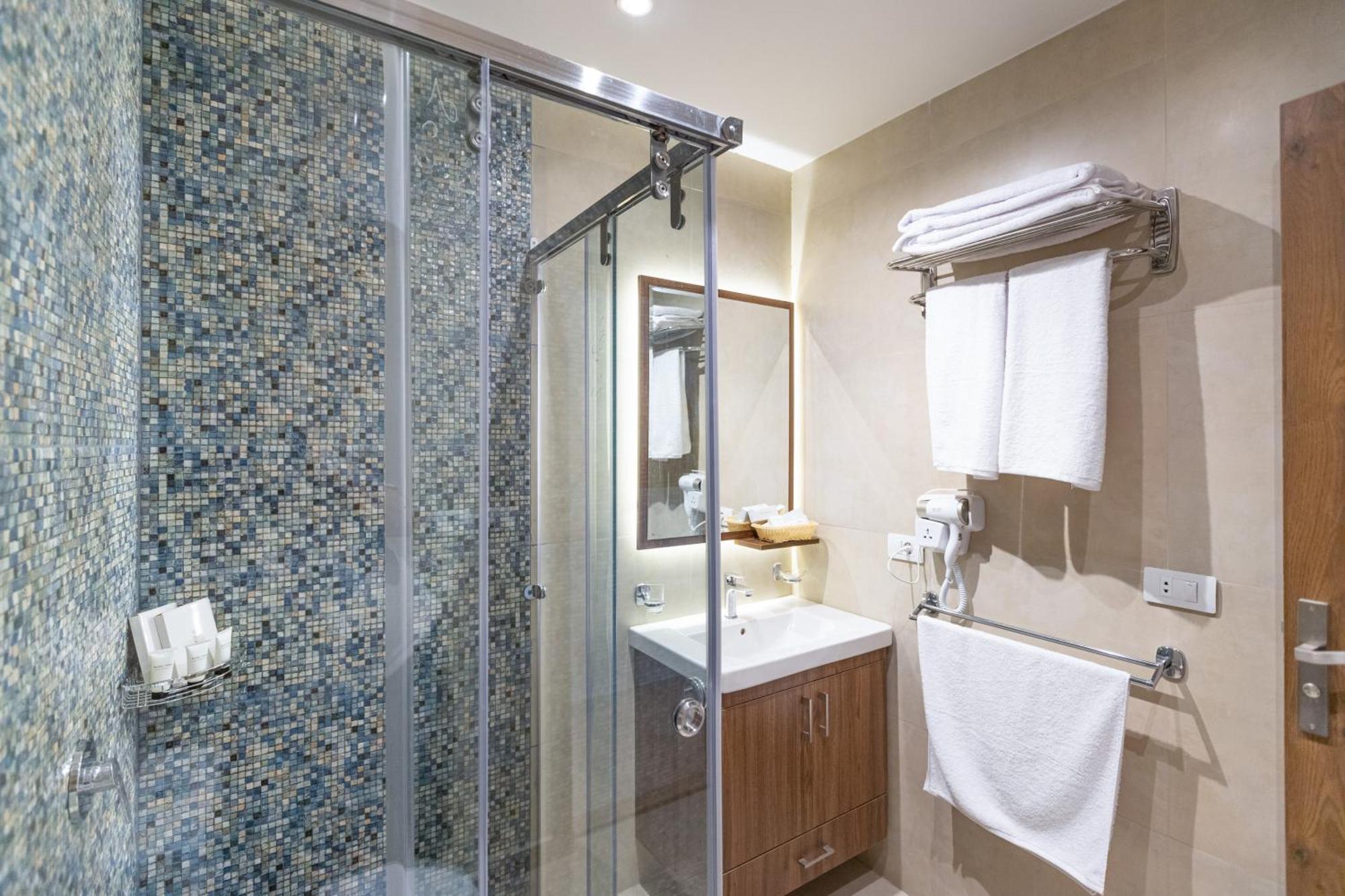 Hotel Nozol Pyramids And